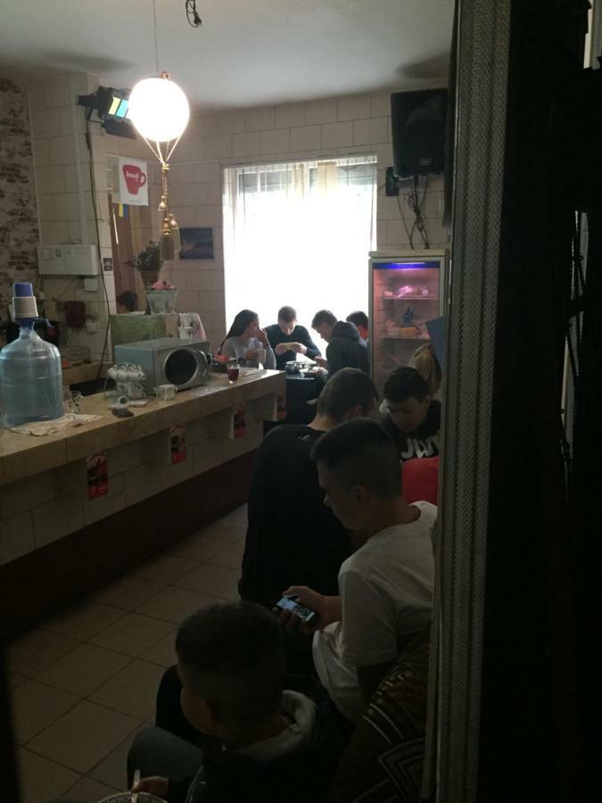 Hostel -Hotel Granat Rivne City Dış mekan fotoğraf